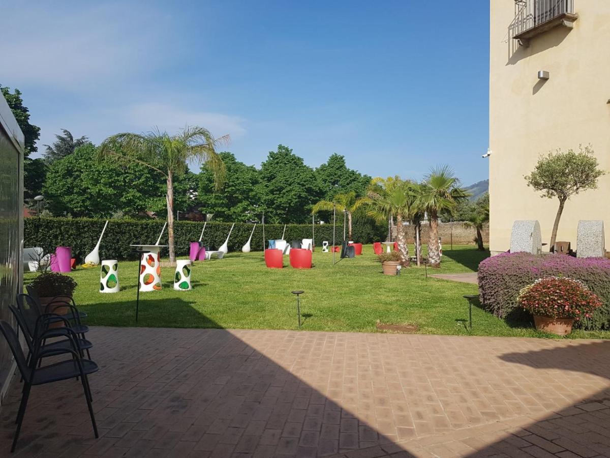 I Giardini Del Novecento Hotel Lamezia Terme Exterior photo