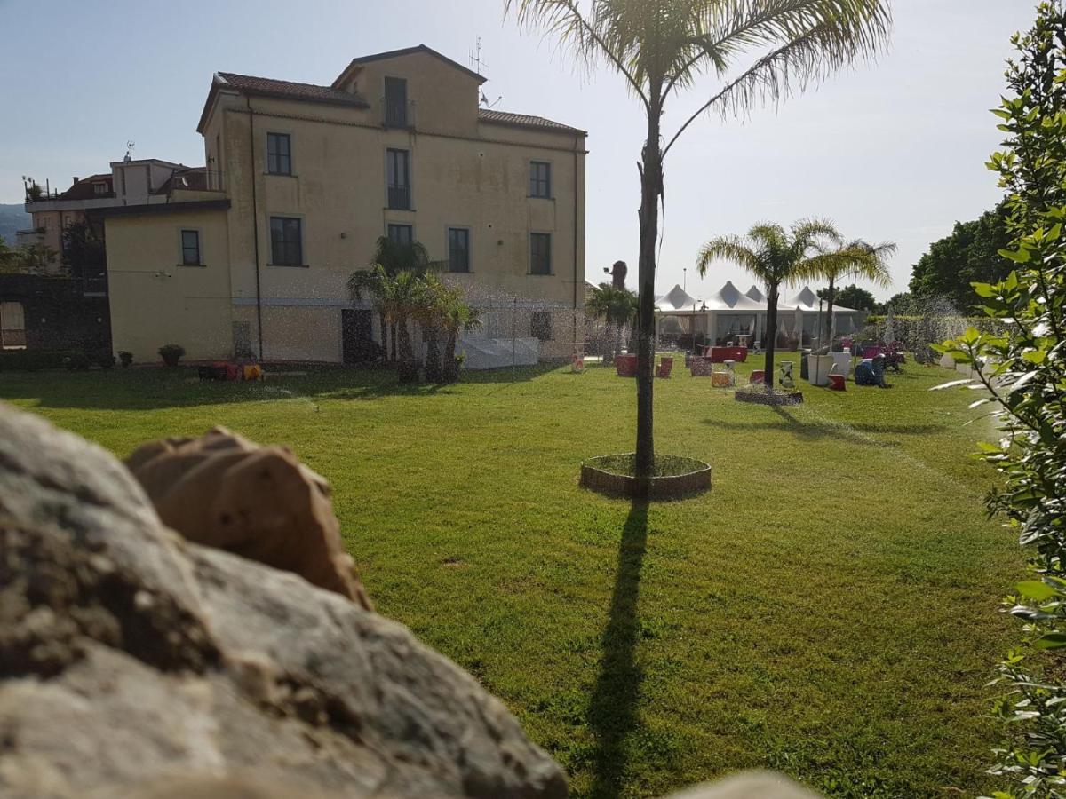 I Giardini Del Novecento Hotel Lamezia Terme Exterior photo